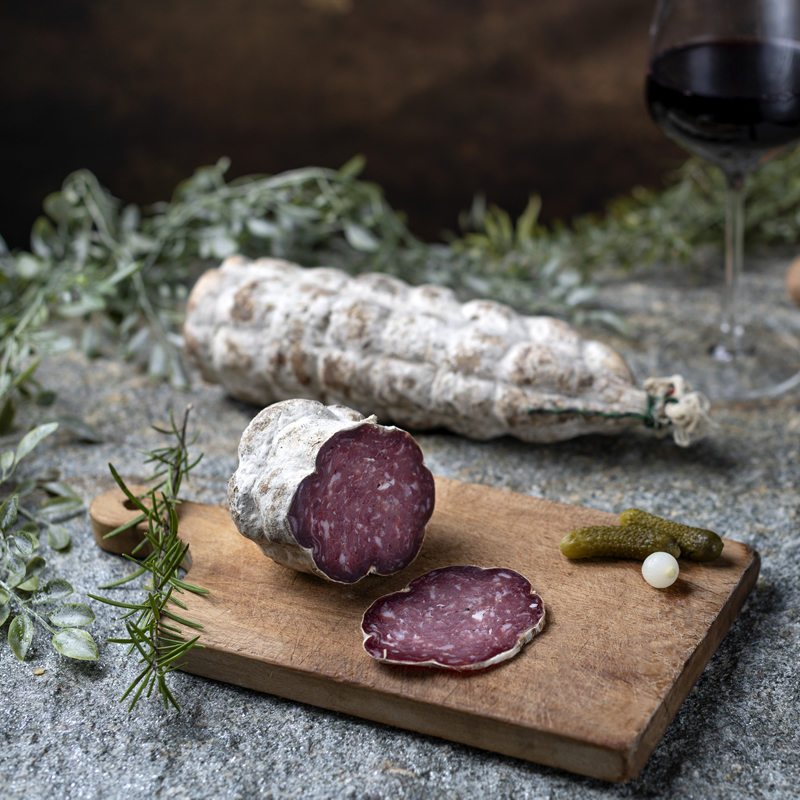 SAUCISSONS ALLEGES EN MATIERES GRASSES