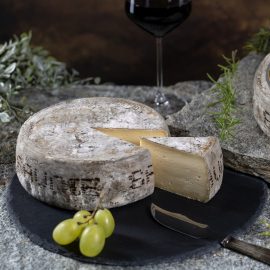 TOMME DE SAVOIE